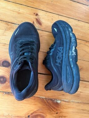 Hoka Bondi 9 running shoes black 6.5 women’s